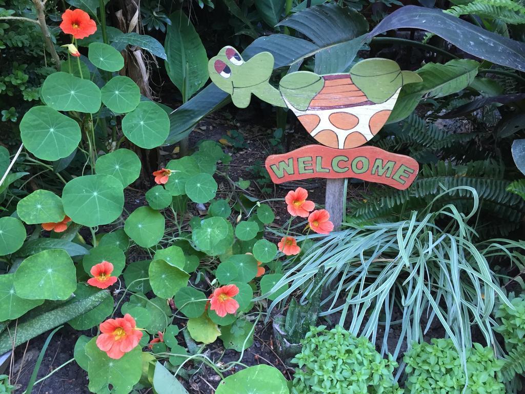 Hotel Happy Caretta Далян Екстериор снимка